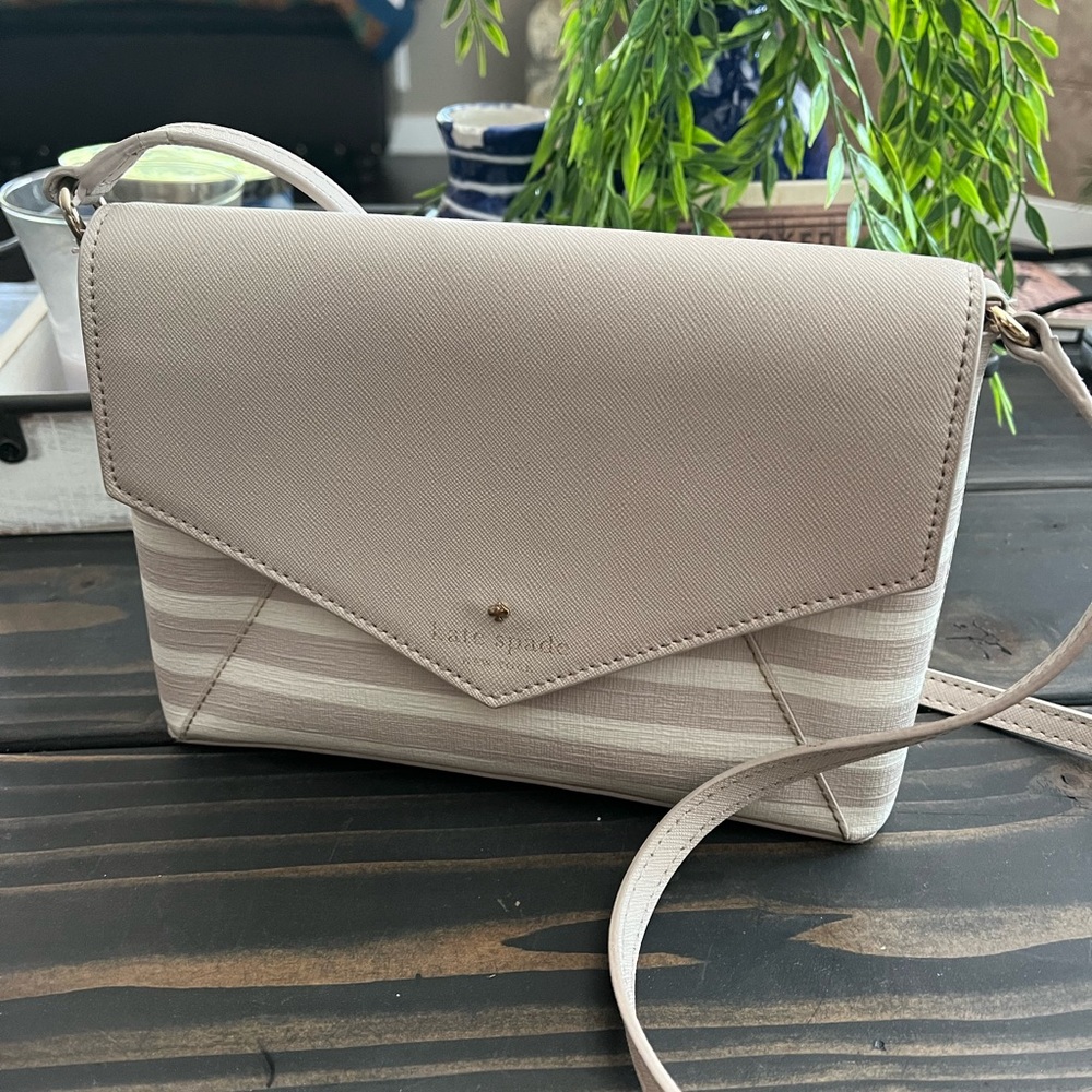 Kate Spade envelope purse